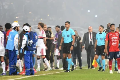 caos-na-libertadores:-flamengo-pode-ganhar-3-pontos-apos-jogo-cancelado