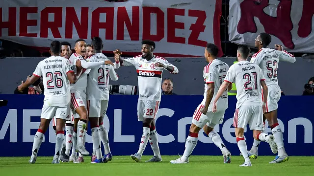 independiente-medellin-pede-desculpas-a-torcida-do-flamengo-apos-caos-na-libertadores