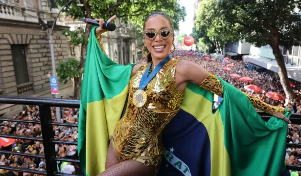 fifa-anuncia-que-anitta-sera-uma-das-atracoes-em-abertura-da-copa-do-mundo