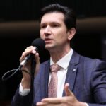 comissao-aprova-direito-a-remarcacao-gratuita-de-voo-para-candidato-a-concurso-que-mudar-de-data