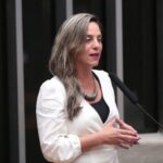 comissao-aprova-ampliacao-do-acesso-de-professores-a-livros-de-sua-area-de-atuacao