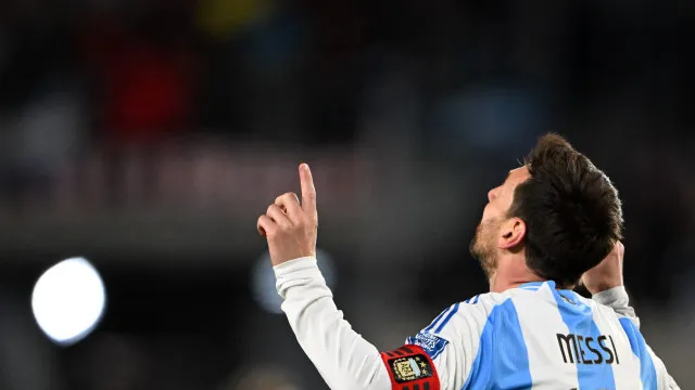 argentina-divulga-pre-lista-da-copa-com-messi,-flaco,-giay-e-prestianni