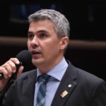 comissao-aprova-projeto-que-dispensa-pessoa-com-marca-passo-de-passar-por-detector-de-metal