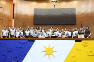 junior-geo-recebe-estudantes-de-pedro-afonso-em-visita-guiada-a-aleto