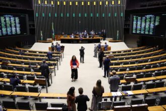 camara-pode-votar-nesta-terca-projetos-sobre-crimes-sexuais,-fertilizantes-e-transporte-publico