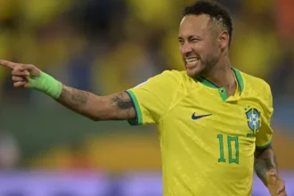 ancelotti-chama-neymar-de-“muito-amado”-e-sinaliza-chance-na-copa