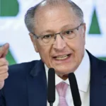 quem-tem-que-portar-arma-e-a-policia,-que-e-profissional,-diz-geraldo-alckmin