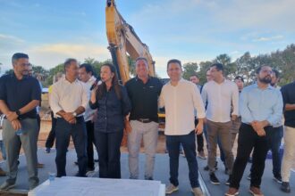 vereador-israel-da-terezona-participa-do-lancamento-do-residencial-atlantica-ao-lado-de-autoridades-em-araguaina