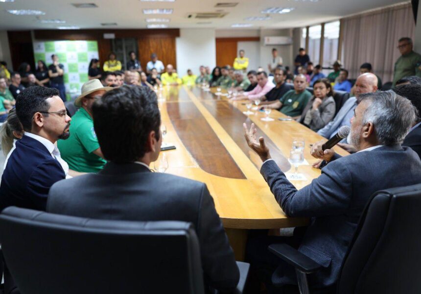 amelio-cayres-se-reune-com-categorias-e-busca-consenso-juridico-para-garantir-indenizacoes