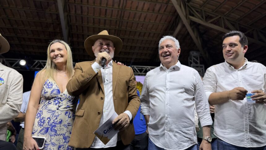 laurez-moreira-enaltece-a-forca-do-grupo-formado-no-lancamento-da-pre-candidatura-de-mauro-carlesse-ao-senado-e-de-gutierres-torquato-a-deputado-estadual