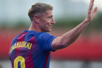 oficial:-lewandowski-confirma-saida-do-barcelona-com-mensagem-emocionante