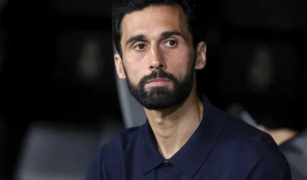 arbeloa-ja-abre-a-porta-do-real-madrid-a-mourinho:-“muito-feliz”