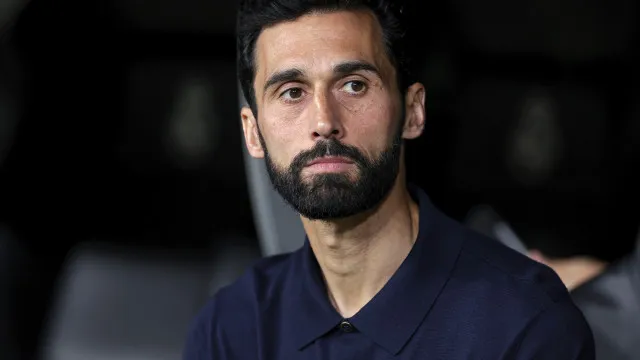 arbeloa-ja-abre-a-porta-do-real-madrid-a-mourinho:-“muito-feliz”