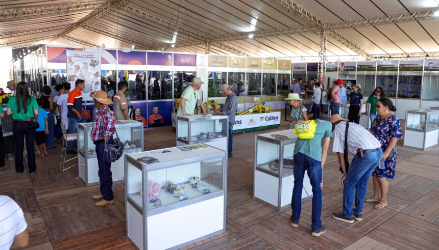 pavilhao-da-mineracao-na-agrotins-2026-apresenta-experiencia-imersiva-com-realidade-aumentada,-exposicao-de-rochas-e-minerais