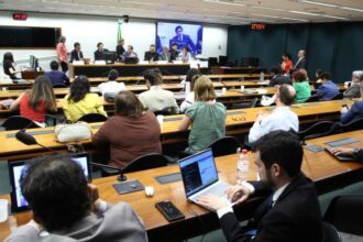 especialistas-defendem-proibicao-total-do-mercurio-para-conter-crise-ambiental-e-de-saude-na-amazonia