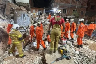 desabamento-de-predio-deixa-um-morto-e-tres-feridos-em-salvador