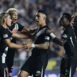 vasco-pega-o-olimpia-no-paraguai-e-pode-antecipar-vaga-na-copa-sul-americana