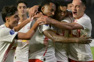 red-bull-bragantino-desafia-river-plate-na-argentina-em-‘jogo-da-vida’-na-sul-americana