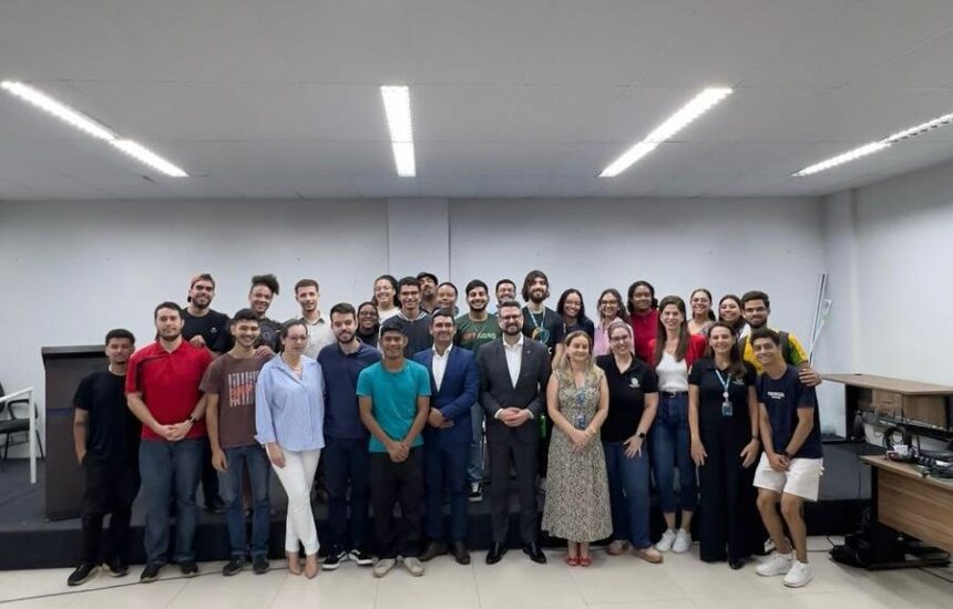 em-visita-a-uft,-mantoan-reforca-apoio-a-educacao,-ciencia-e-ao-movimento-estudantil