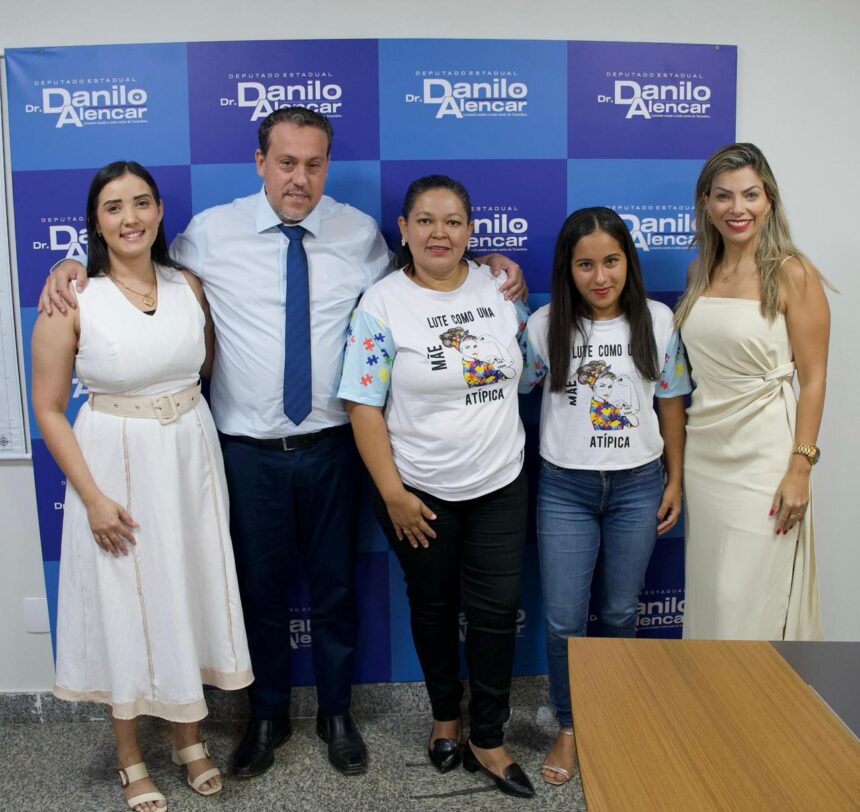 ta-na-conta!-emenda-de-dr.-danilo-alencar-amplia-atendimento-a-neurodivergentes-em-divinopolis
