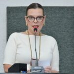 projeto-de-claudia-lelis-cria-politica-estadual-de-incentivo-as-mulheres-artesas