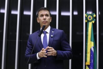 comissao-debate-alta-do-preco-do-querosene-de-aviacao