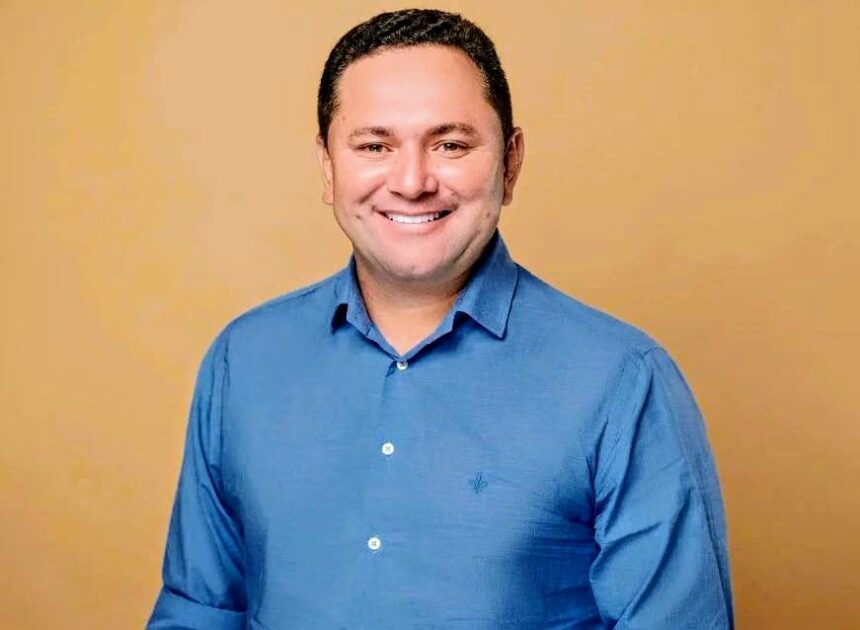 junior-diamantino-parabeniza-palmas-pelos-37-anos-e-destaca-crescimento-da-capital
