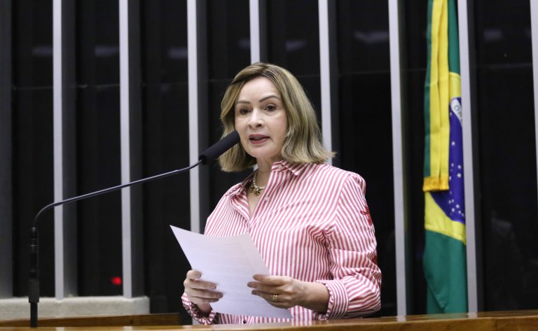 comissao-aprova-criacao-de-programa-de-pesquisa-em-biotecnologia-na-amazonia-legal