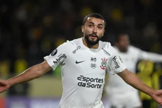 zakaria-desencanta,-corinthians-empata-e-garante-lideranca-na-libertadores