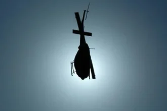 piloto-morre-em-queda-de-helicoptero-em-cidade-de-santa-catarina