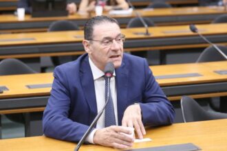 comissao-aprova-proposta-que-da-a-assinatura-digital-o-valor-de-reconhecimento-de-firma