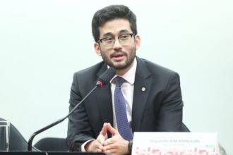 comissao-aprova-proposta-que-incentiva-doacao-de-equipamentos-de-informatica-usados