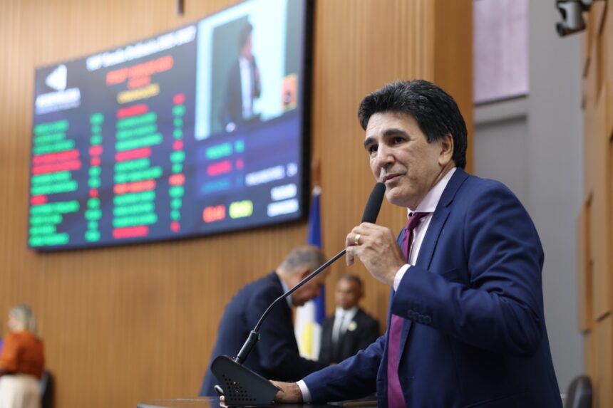 geo-quer-informacoes-completas-sobre-viagens-internacionais-do-governador-e-primeira-dama-do-to