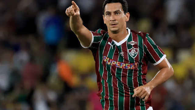 ganso-e-afastado-pelo-fluminense-para-negociar-transferencia-a-novo-clube