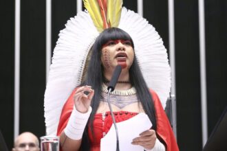 nova-lei-cria-universidade-federal-indigena,-com-sede-em-brasilia