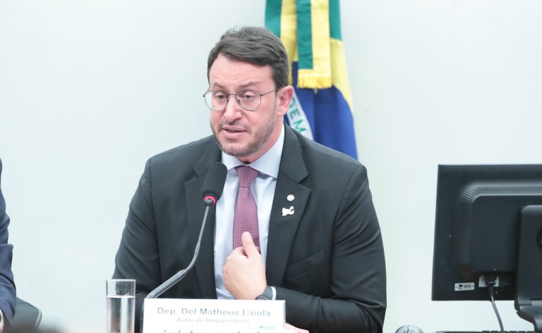 comissao-aprova-regras-para-garantir-bem-estar-de-animais-em-producoes-audiovisuais