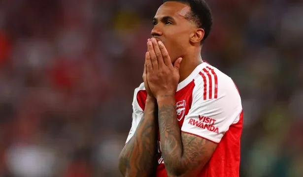 gabriel-magalhaes-quebra-silencio-apos-perder-penalti-contra-o-psg