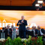 laurez-moreira-participa-de-encontro-evangelico-e-fala-sobre-o-papel-da-fe-na-vida-das-familias