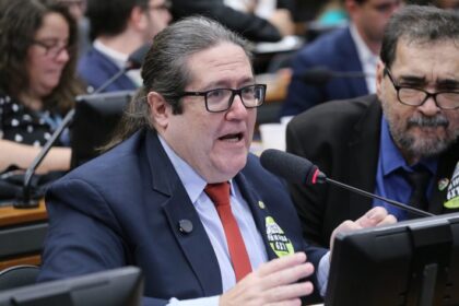 comissao-aprova-projeto-que-assegura-criacao-de-gremios-estudantis-nas-escolas