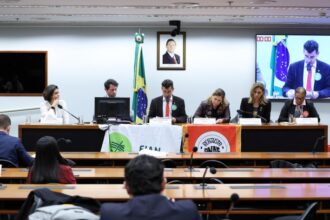 participantes-de-audiencia-defendem-reajuste-anual-automatico-para-para-verba-da-merenda-escolar