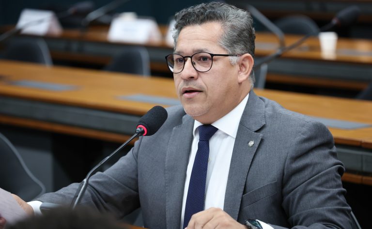 comissao-aprova-protecao-socioambiental-para-pescadores-e-comunidades-tradicionais