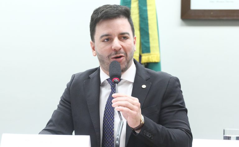 comissao-aprova-projeto-que-obriga-poluidor-a-ressarcir-cofres-publicos