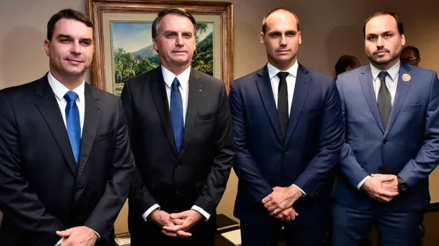 lula-diz-que-atuacao-de-bolsonaros-seria-traicao-da-patria-em-qualquer-lugar-do-mundo