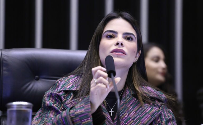 projeto-cria-programa-psicologo-na-escola-para-garantir-assistencia-em-escolas-publicas