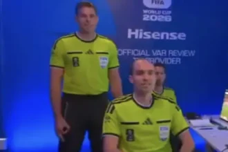 supremacia-branca-na-copa?-fifa-abre-investigacao-sobre-gesto-de-arbitro