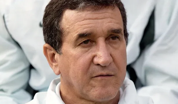 parreira,-tecnico-do-tetra-da-selecao,-e-internado-em-hospital-no-rj