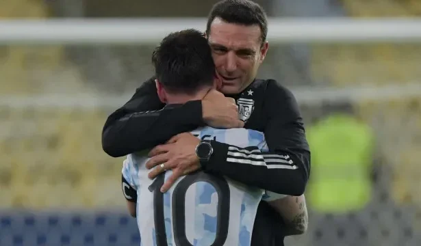 ‘estamos-bem’,-diz-scaloni-apos-polemica-com-familia-de-messi