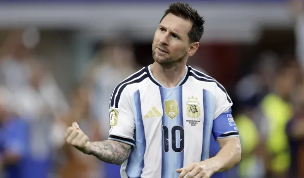 lionel-messi-e-o-michael-jordan-do-futebol,-diz-xavi-a-periodico-americano