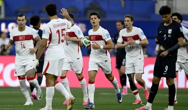 turquia-vence-eua-com-gol-no-fim-em-jogao-que-‘nao-valia-nada’-na-copa