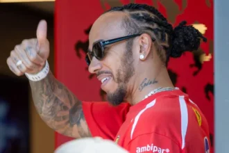 lewis-hamilton-reage-a-mensagem-de-neymar:-“e-como-um-irmao”